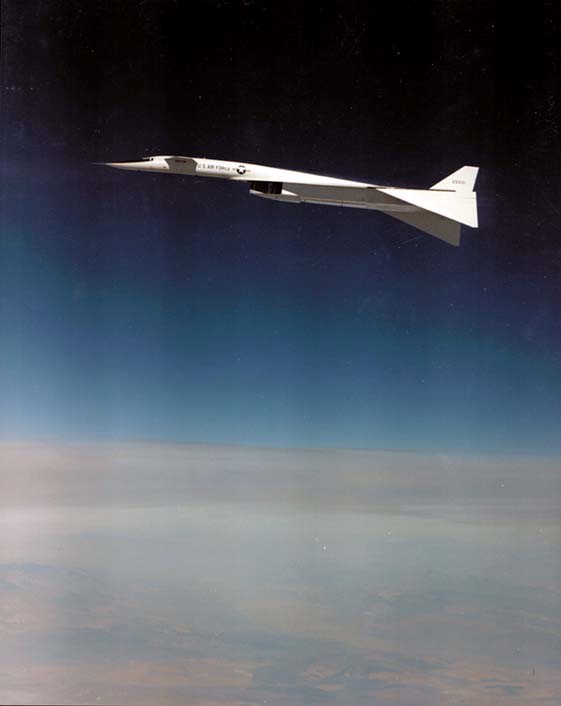 XB-70 in flight